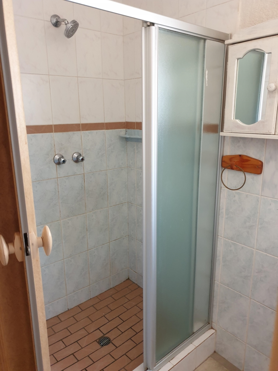 To Let 2 Bedroom Property for Rent in Doringkruin North West